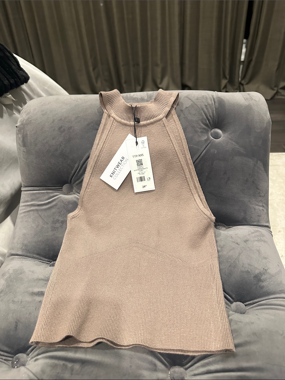 DYNAMITE Sleeveless Knit Halter Top - Taupe